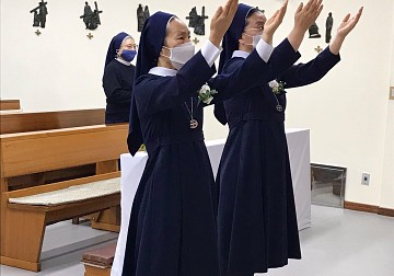 제 8기 5명의 수녀님들 은경축 미사