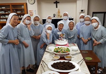 김 마리아 토마스 수녀님 첫 서원 축하