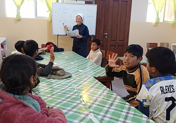 볼리비아 오루로 이사야 수녀님의 사랑하는 어린이들