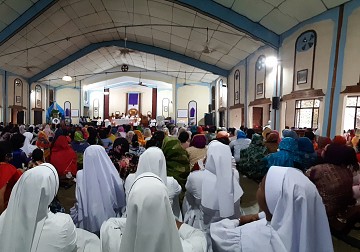 방글라데시 선교지 수녀님들의 주님 만찬 성목요일 미사 참례
