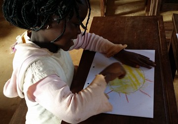 아프리카 모잠비크 선교지 - 그림 그리기 시간입니다.